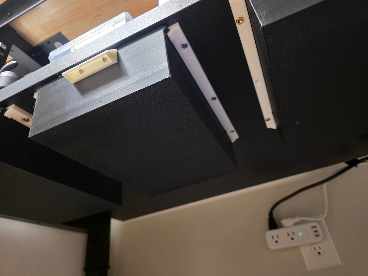 Under-Desk Drawer HD