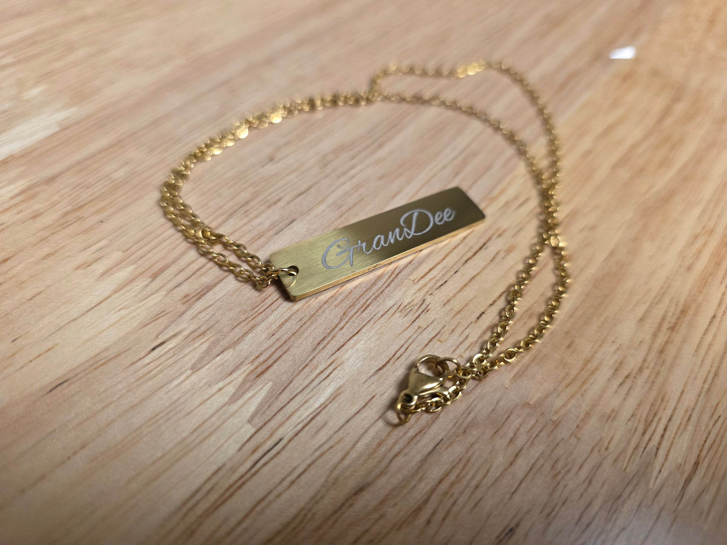Engraved Pendant Necklace